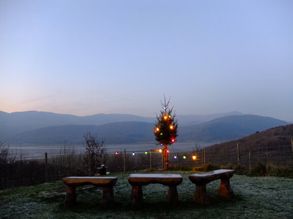 Christmas cottages, dog friendly xmas breaks, Snowdonia Christmas glamping, Christmas getaways Wales