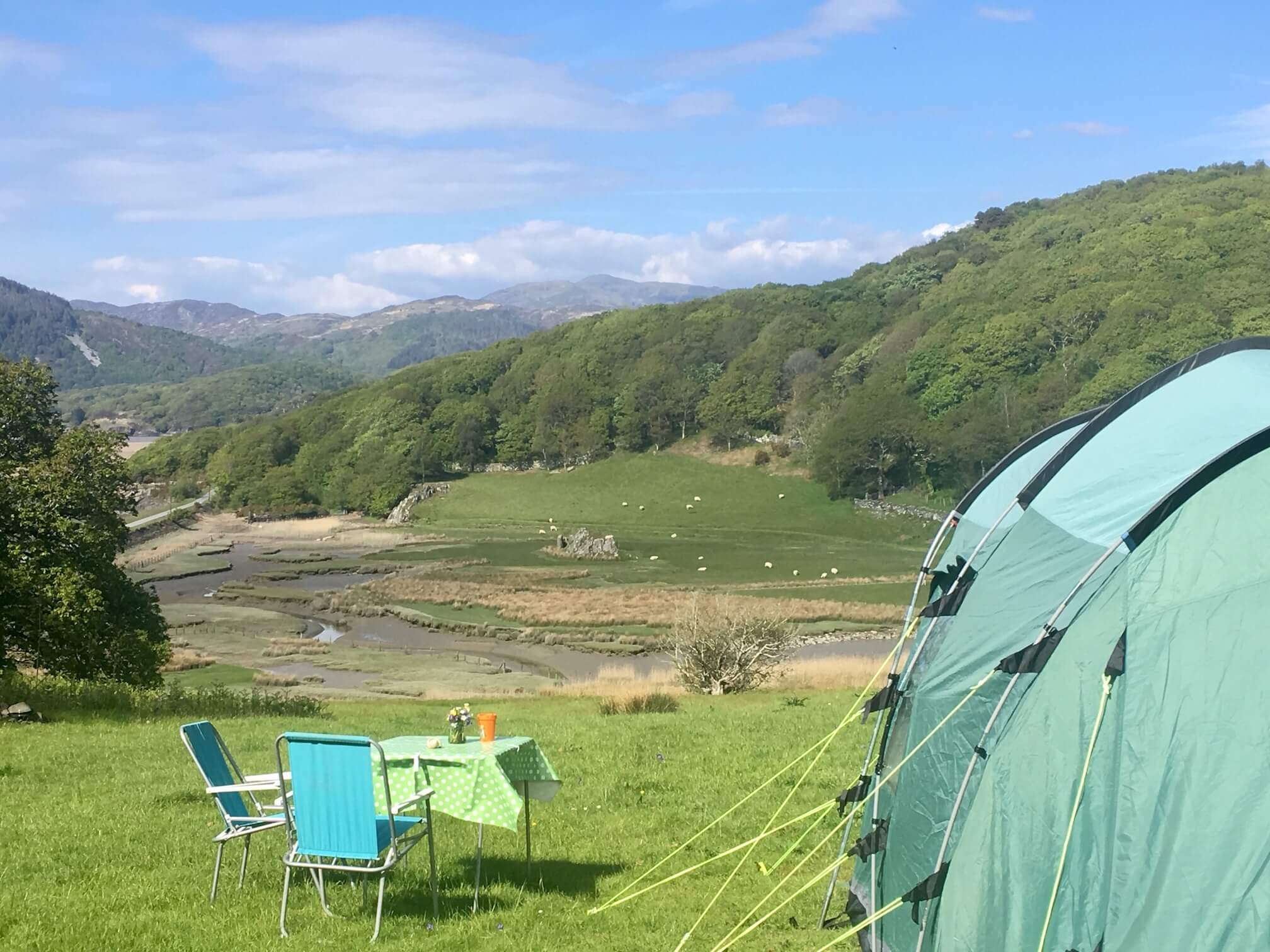 Snowdonia Holiday Cottage, Glamping North Wales, Snowdonia Camping Pods, Camp Site Snowdonia, glamping Break for 2