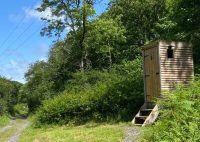 Compost loo for secluded pitches